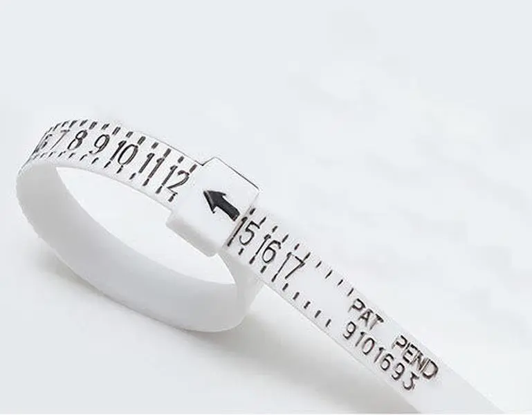 Lanyjewelry Ring Sizer Gauge - Reusable Office Measuring Supply with Measuring Tape, Finger Sizer, Accurate Sizing, Arrow Marker, US Size 1-17, Free with Couple Ring Set