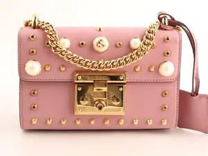 Pre-owned GUCCI Leather Shoulder Bags Padlock Small Shoulder Bag in Pink with Pearl Studs