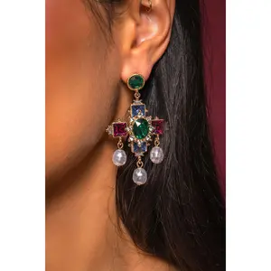GLAM EARRING