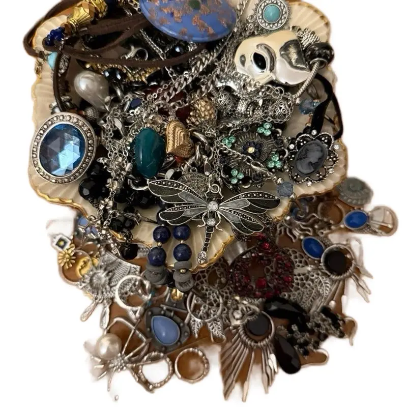 Vintage Goth Boho Jewelry Jar with Gold-Tone Finish, Popular Elegant Female Costume Jewelry Set Including Stainless Steel Bracelet, Drop Earrings & Heart Pendant, Unique Collection for Jewellery Lovers, Ideal Anniversary Gift