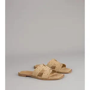 Weekend Style Studded Slide Sandals