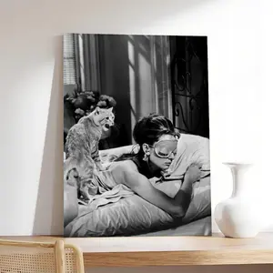 Audrey Hepburn _ Breakfast at Tiffanys Black And White,photo, vintage, couple，Minimalist Neutral Poster Print, Aesthetic Wall Decor for Bedroom.