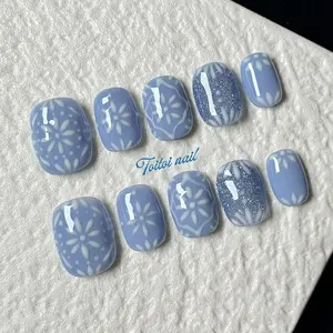 Sea Mist Star Handmade Press-On Nails, Short Square Shape, 10pcs Handmade, Calm Cool Style, Misty Blue Base & Hand-Painted Star Floral Pattern, High Gloss Finish, Reusable DIY Nail Kit for Fall, Diy Nail Art