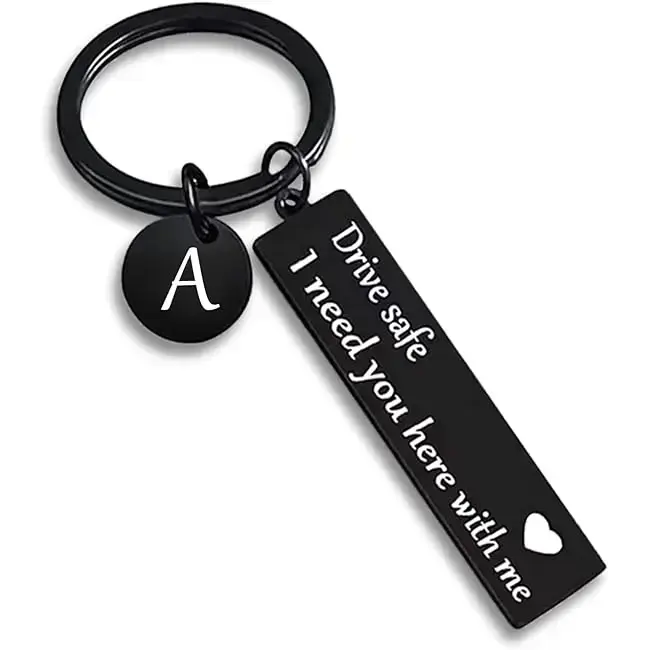 Men's 26-Letter Personalized Letter Nameplate Keychains with Split Ring, Fashion Accessory with Various Patterns, Ideal Father's Day Gift, Anniversary Gift for Him