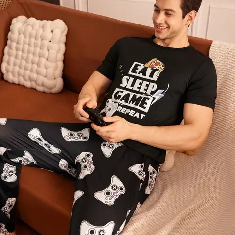 Men's Simple Style Casual Sleepwear Loungewear Set Pajamas, Includes Matching Short Sleeve Shorts, Game Machine Print, Suitable for All Seasons