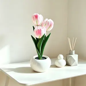 Tulip Night Light with Vase - Soft Warm LED Simulation Flower Lamp, Modern Minimalist Bedside Table Decor for Bedroom, Home Office Desk & Dorm Room Ambiance