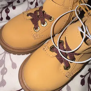 Toddler Eban Hiker Boots - Cat & Jack