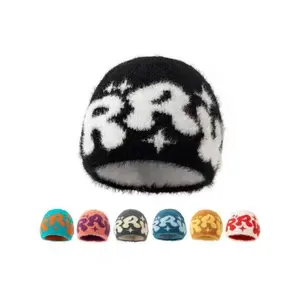 Unisex Knit Beanie Hat with Letter Jacquard Pattern – Soft Faux Fur Lining, Warm & Cozy Winter Cap for Men & Women, Stylish Everyday Headwear for Outdoor Activities, Travel, Streetwear & Casual Outings