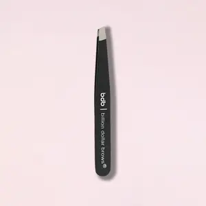Slanted Tweezers - Eyebrow and Face Grooming