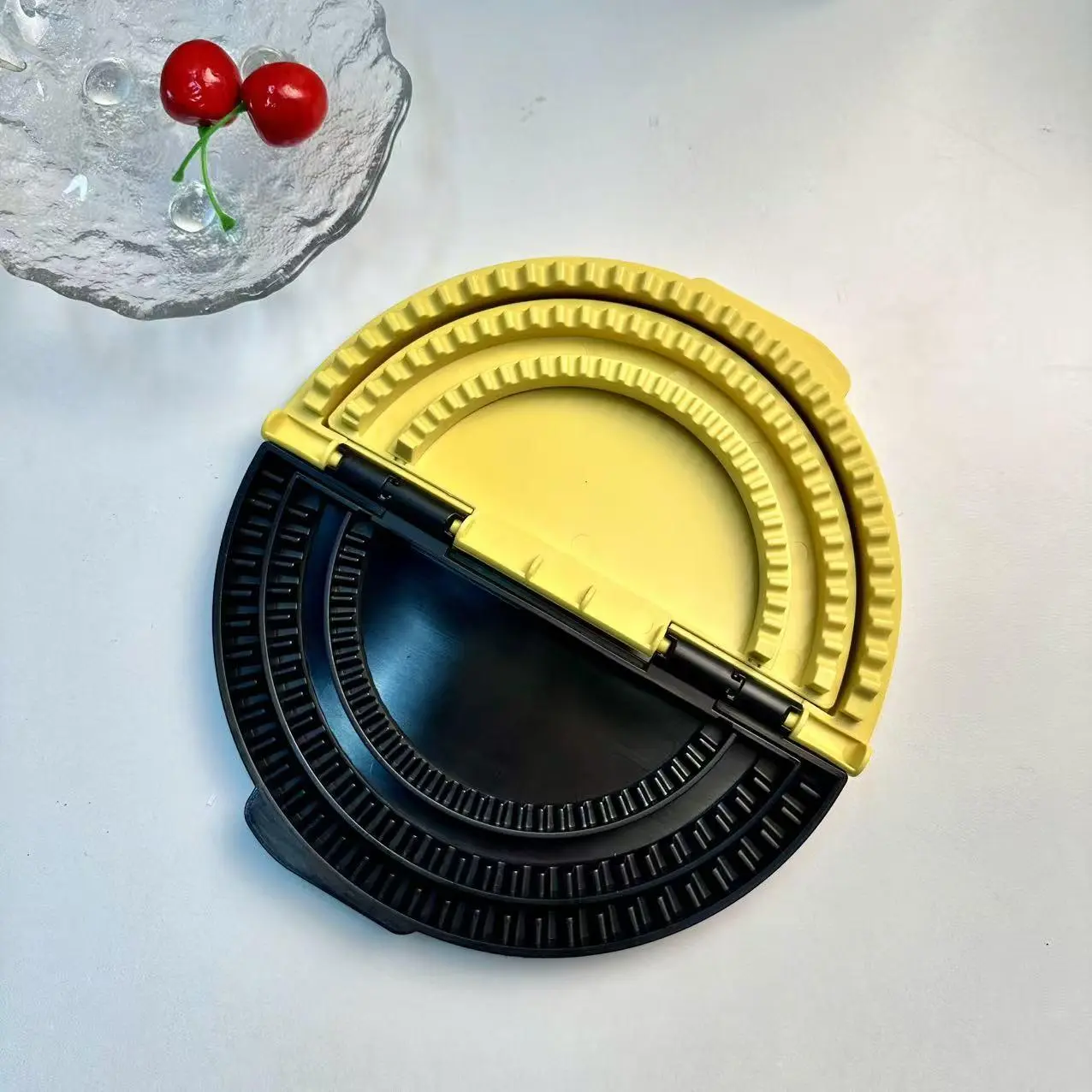 Adjustable Multi-Purpose Tortilla Sealer Kitchen Accessories - 2-Piece Set Utensils with Crimping Edge, Seals Perfectly for Burritos, Tacos, Two Piece Set