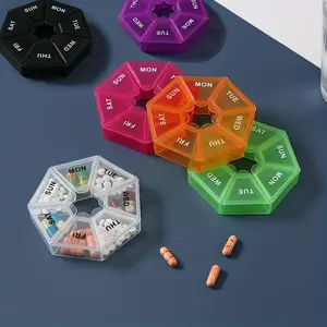 7-compartment Pill Box, Medicine Organizer, 1 Count Random Color Mini Portable Pill Container, One-week Pill Box for Travel