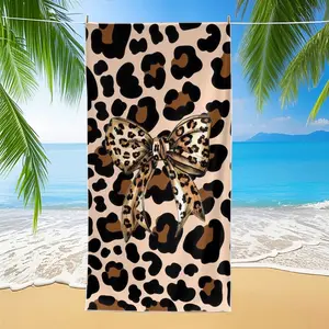 Leopard print bowknot glitter microfiber quick-drying beach towel, extra large size, thick, super soft, strong water absorption, quick-drying, durable, portable, suitable for summer beach vacations, swimming pools, and outdoor camping use