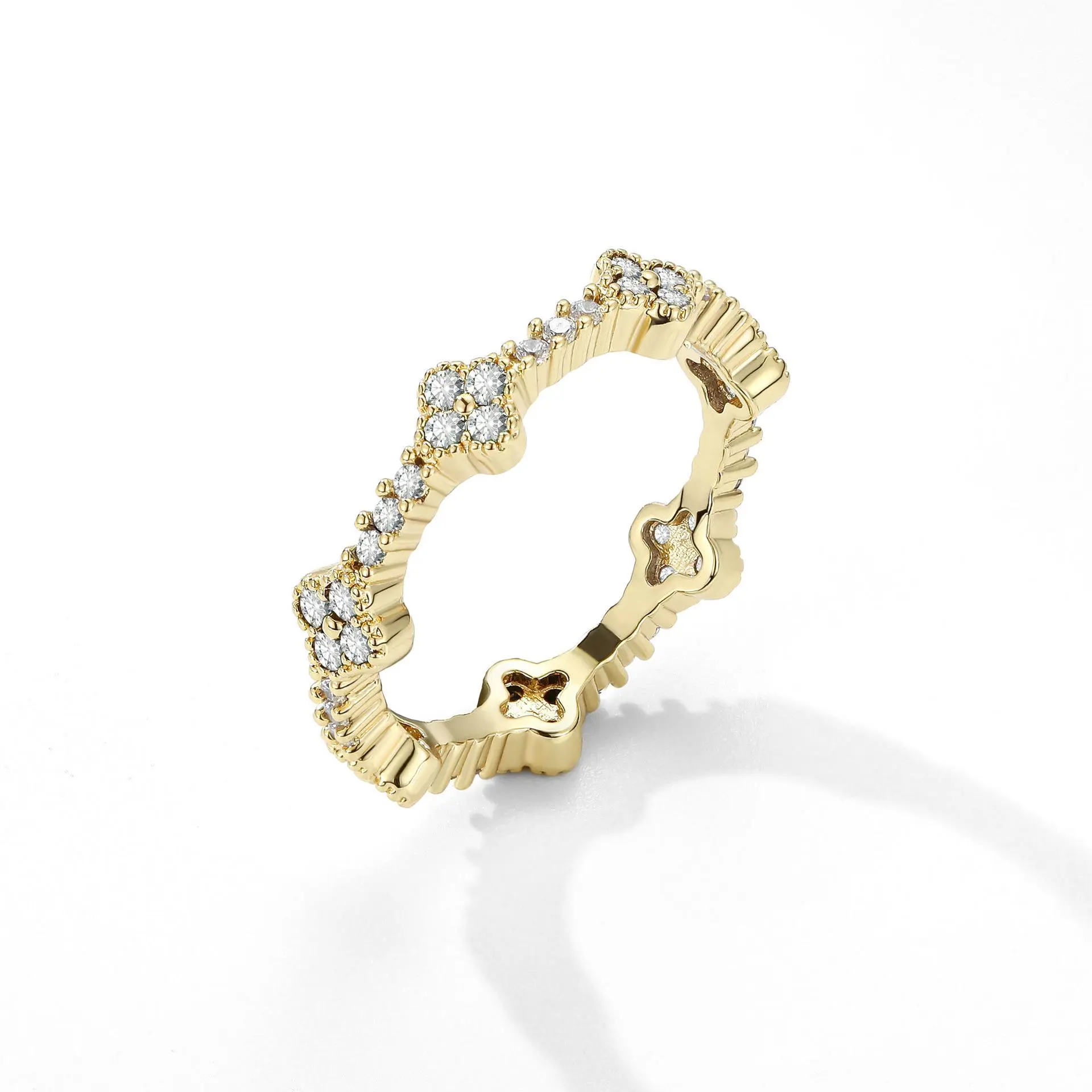 Women's Exquisite Trendy Clover Shape Eternity Ring - Rhinestone Decorated Fashion Stackable Band Ring, Elegant Dainty Artificial Gemstone Jewelry for Wedding Anniversary Promise Gift, Exquisite Trendy Ring, Fashion Stackable Rings