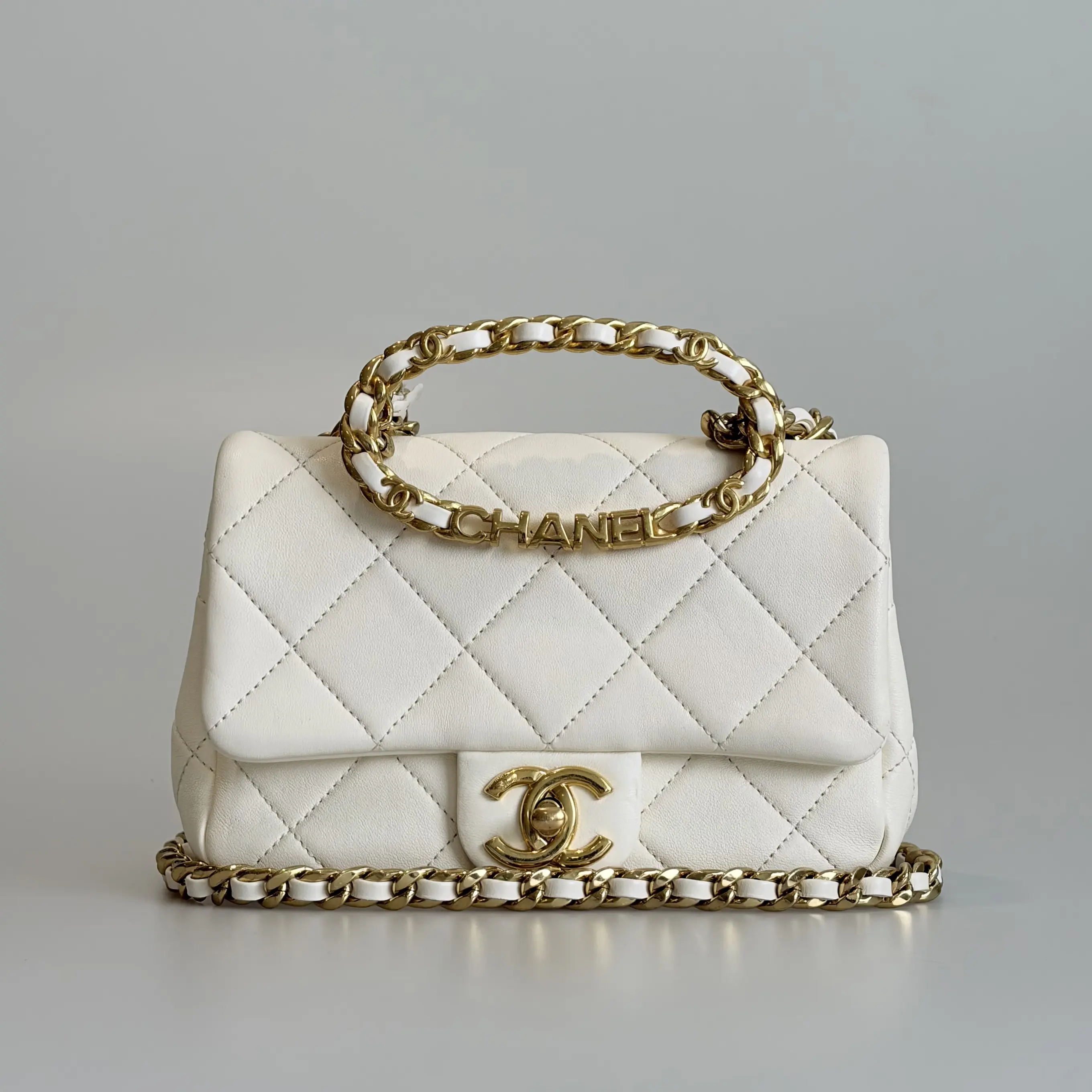 Pre-owned CHANEL Calfskin Crossbody Bag Classic Flap Square Mini White Quilted Gold tone Clasp Ring Handle 70357091 Sold As Is / Final Sale