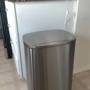 Nine Stars 13-Gallon Step-on Stainless Steel Tr ash Can