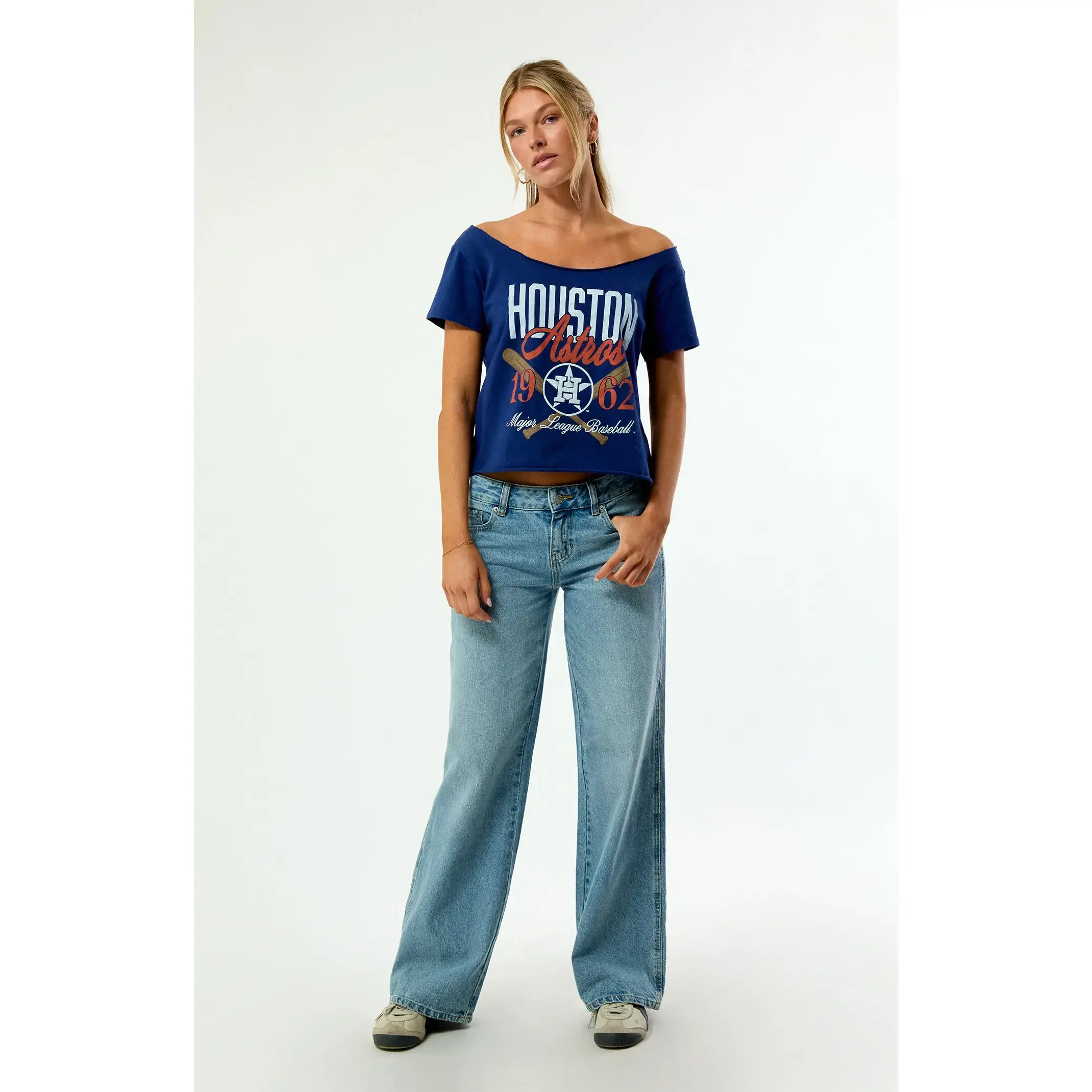 WILD COLLECTIVE Women's x MLB Houston Astros Off-The-Shoulder T-Shirt