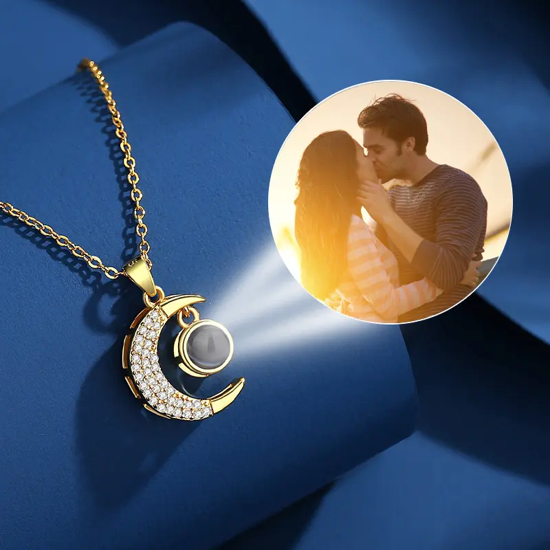 Women's Moon Projection Couples Necklace - Crescent Zircon Pendant, Custom Photo Projection Chain, Light Luxury Jewelry for Girlfriend, Valentine's Day & Birthday Gifts