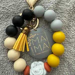 Beaded Keychain Bracelet - Stylish and Functional