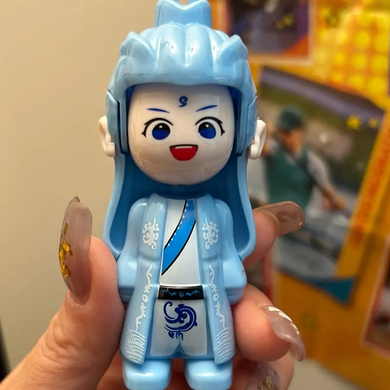 Face changing cartoon keychain
