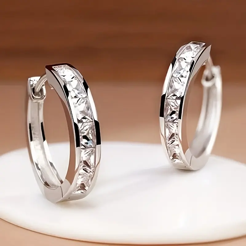 Minimalist Hoop Earrings Shiny Zirconia Earrings Elegant Women Silvery Hoop Earrings Daily Dating Ear Accessories