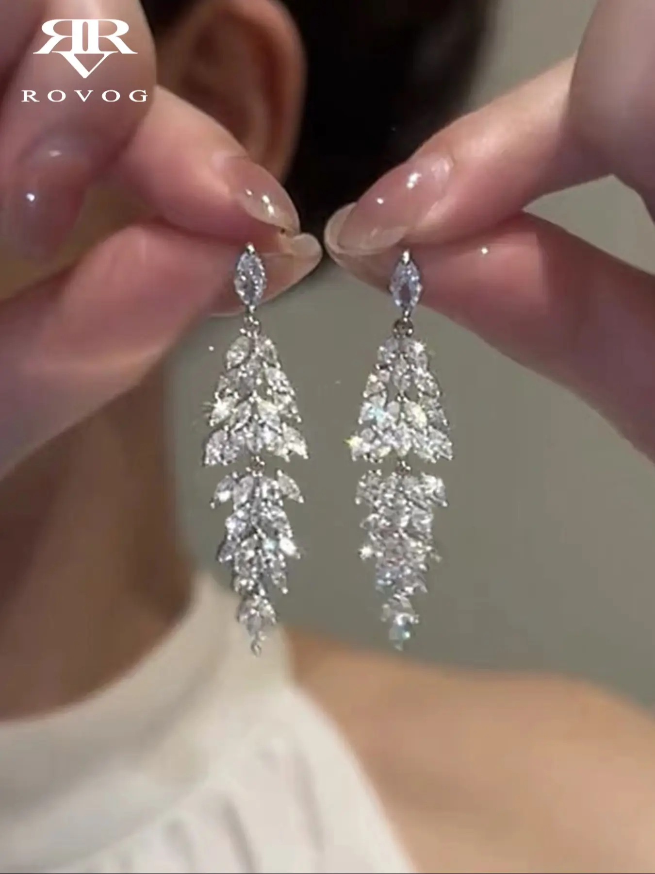 Women's Elegant Rhinestone Dangle Statement High Quality Earrings, Dangling Earrings, Bridal Drop Earrings, Fashion Jewelry for All Seasons, Perfect for Parties Weddings Events