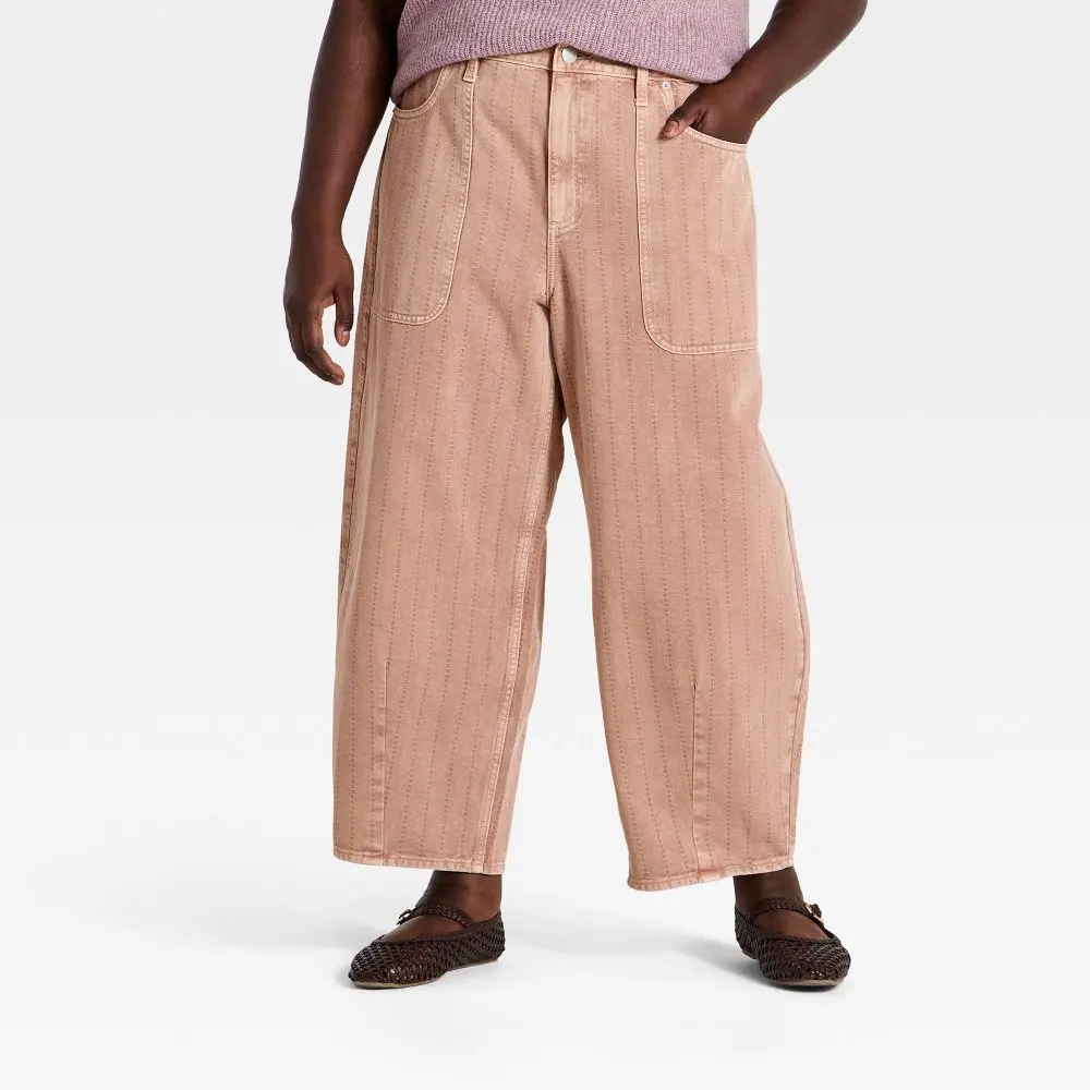 Universal Thread Women's High-Rise Barrel-Leg Jeans Brown 17 Relaxed Fit 80% Cotton 20% Recycled No Stretch