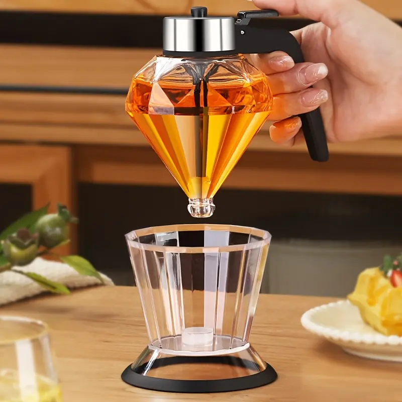 6.76oz Glass Diamond Shaped Drip-Proof Condiment Dispenser with Integrated Spout - Clear Kitchen, Restaurant & Home Oil Bottle for Olive Oil, Vinegar, Soy Sauce - Stylish Durable Container, Multipurpose Condiment Holder, Kitchen Gadgets, Kitchenware