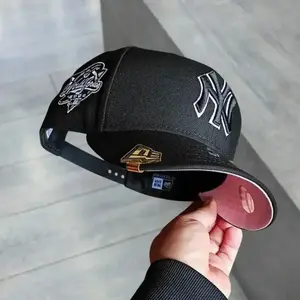New York Yankees NY Baseball Cap –Black MLB Adjustable Snapback Hat Unisex Streetwear Hip Hop Style New Era Inspired
