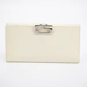 Pre-owned GUCCI Leather small leather goods Ivory Long Wallet #2040