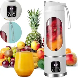 Portable Blender Personal Electric USB，500ML Portable juicer Shakes and Smoothies Blender，Small Blenders，Mixing，Compact、Convenient and Versatile (White)