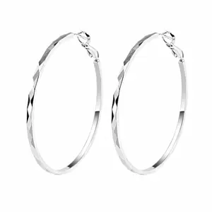 3mm Narrow Silver-Plated Copper Hoop Earrings 925 Silver Needle Hoop Earrings Diamond-Shaped Lace Large Hoop Earrings Women's Elegant High-End Hoop