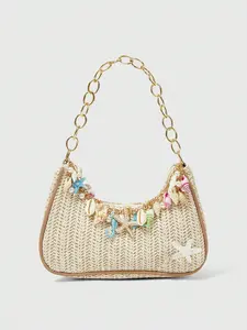 Fashionable beach vacation style woven armpit bag, Crossbody Shoulder Bag, ocean element pendant, pearl shell embellishment, chain shoulder strap, fresh and sweet style, versatile beach date item, full of vacation atmosphere, Fashionable bags
