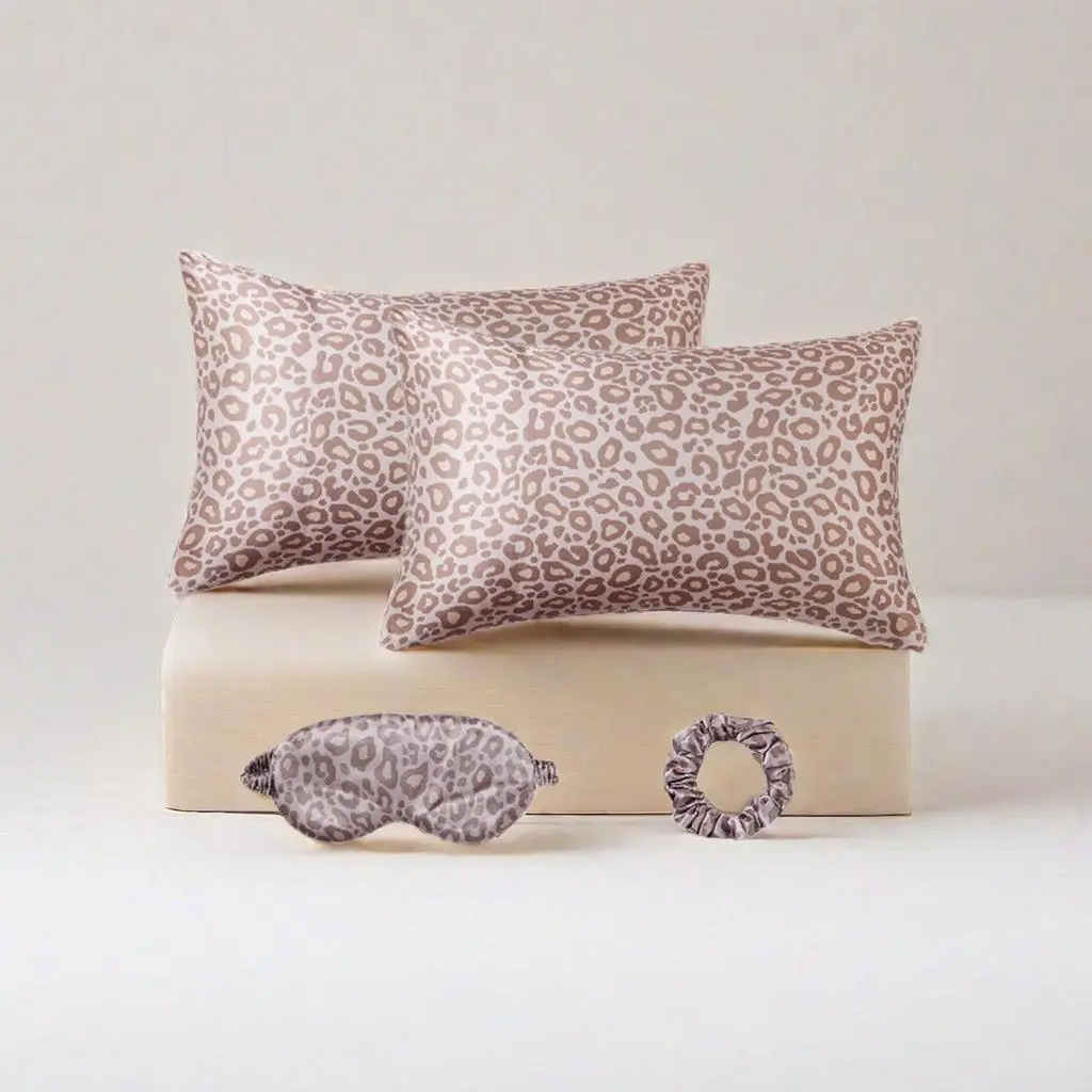 Leopard Print Satin Decorative Bedding Pillowcase Set, 1 Set Including 1 Count Hair Band & 1 Count  Eye Mask & 2 Counts Pillowcases without Filler, Pillow Protector for Home Bedroom Leopard Pattern
