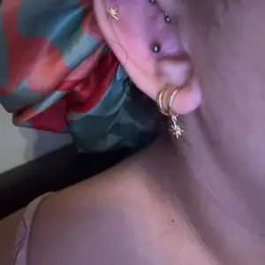 Dearmay 4 Pcs Gold Earrings for Women Earring Stacks Cubic Zirconia Hypoallergenic Cartilage Dainty Gold Hoop Earrings Sets Stud Earring Sets for Multiple Piercing Jewelry Gifts for Her Greenish Spring