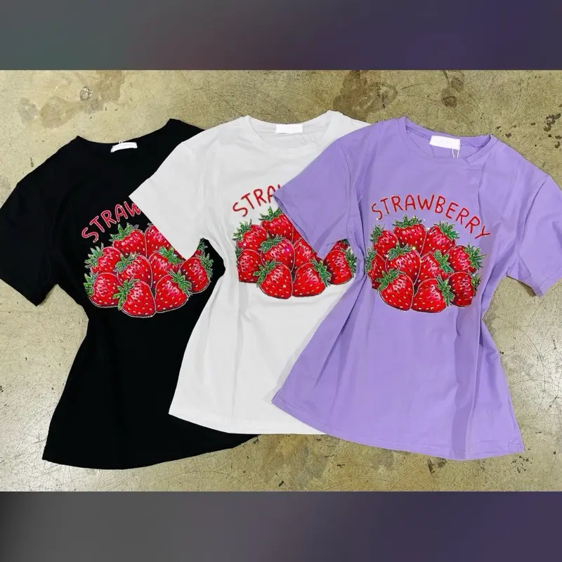 S0034-Beautiful t-shirt with strawberry print and rhinestones 95%Cotton 5%Elastane