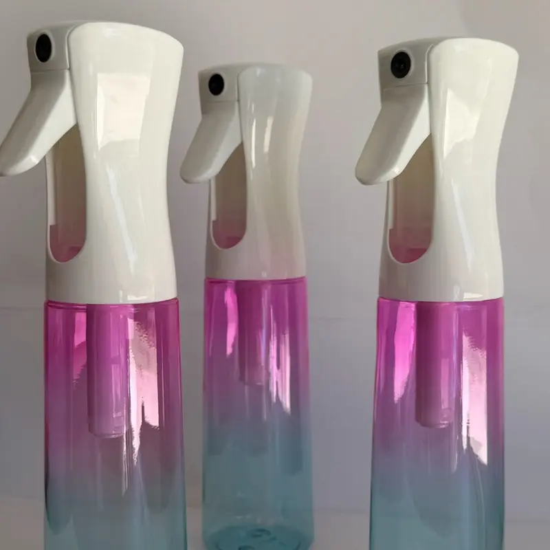 Gradient spray bottle