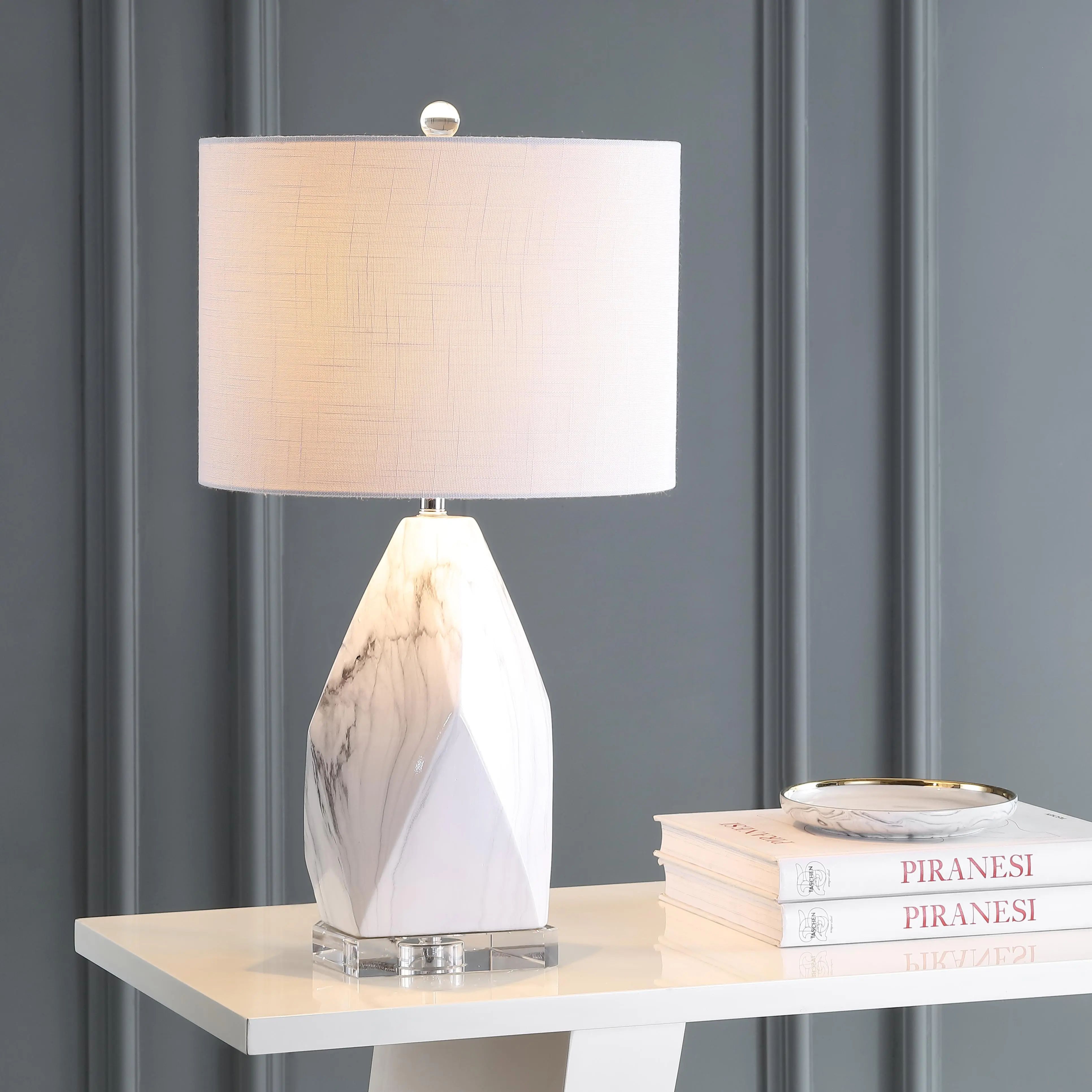 JONATHAN Y Oslo LED Desk Lamp - 25.5 in White Modern Geometric Light, Faceted Ceramic Marble-Effect, Crystal Pedestal Base, Linen Fabric Drum Shade, Soft Mood Lighting, UL Listed, Included LED Bulb (Indoor Table Lamp for Bedside)