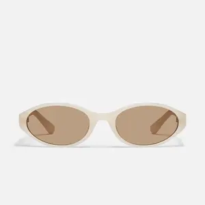 QUAY AURA POINTS Sunglasses - Narrow Oval Frame with Standard Arms & Built-in Nose Pads for Stylish Energy