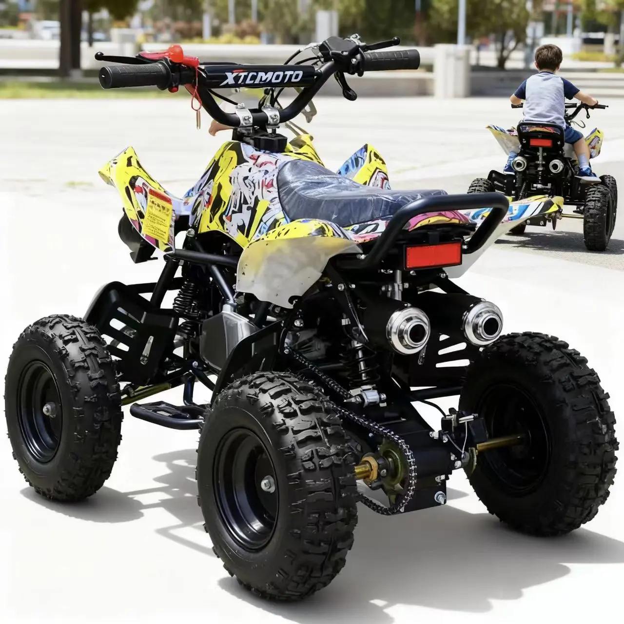 Chipek Children's Multi-functional Toy Car (Suitable for children aged 5-13) - Youth Toy Car (yellow), children's four-wheel balance car, safe and stable operation, suitable for outdoor play and exploration activities.