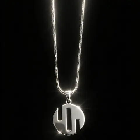Viltrumite Necklace Invincible Superhero Anime Jewelry Fashion Pendant Cosplay Accessories for Fans Collection Gift