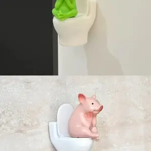 Cartoon Pig Sitting Toilet Figure, Miniature Pig Figurine, Desktop Ornament, Animal Figurine Decoration, Home Office Entrance Decor
