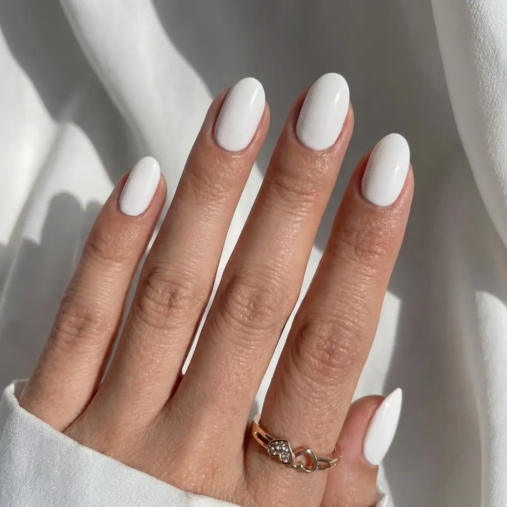 Pure White Oval Nails - Press On Nails