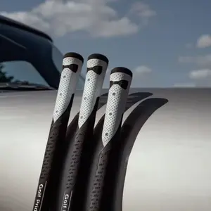Golf grip with golden logo, semi rubber, non-slip, comfortable and durable, for improved control and performance, 1 PC.