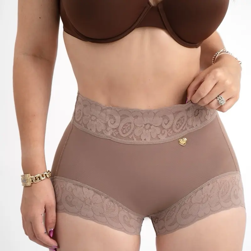 Noely Faja Booty Boxer