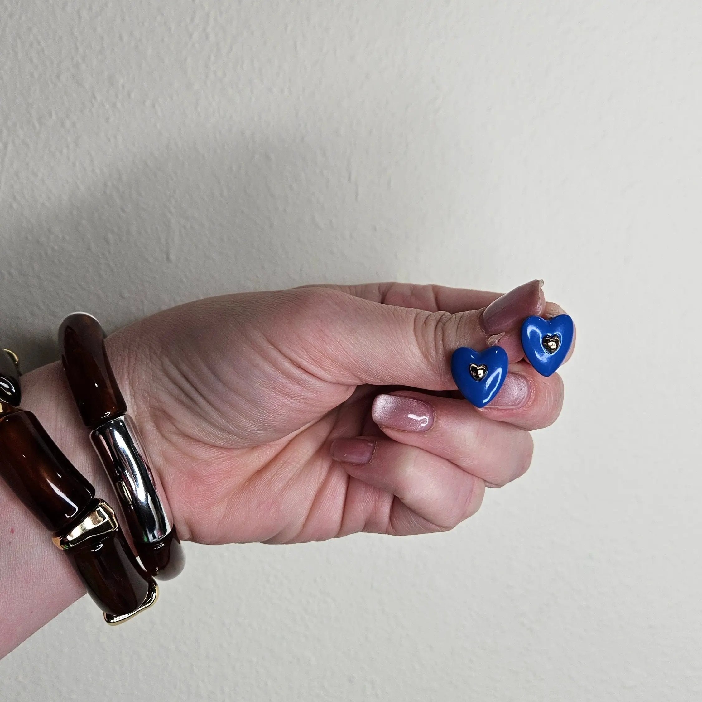Frida's Dream Aretes YOLANDA Azules Blue Heart-Shaped Earrings Esmaltados Acero Inoxidable Fashion Jewelry for Women
