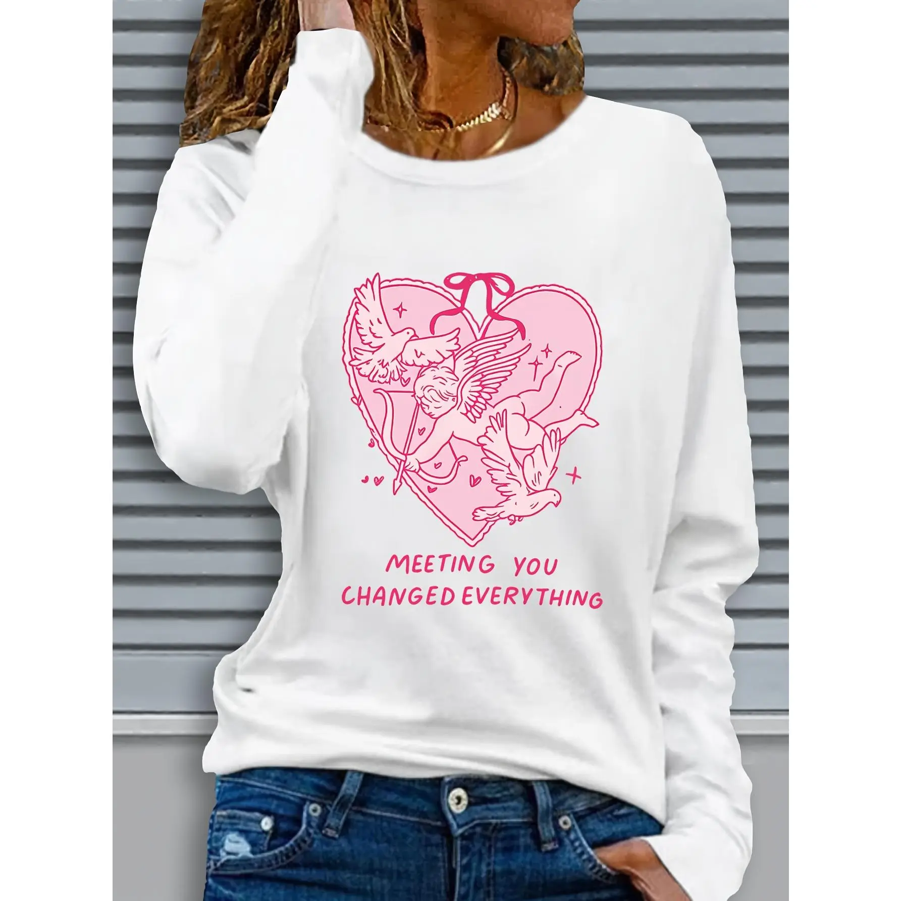 Women's Heavyweight 180gsm Winter T-Shirt - Pink Cupid & Hearts Print Long Sleeve Round Neck Casual Top, Wrinkle-Resistant Love-Themed Sweater-like Shirt (Machine Washable) for Valentine's Day & Cold Weather Layering