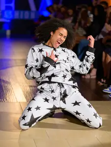 Any Old Iron Men's Sparkle Star White Sweatshirt