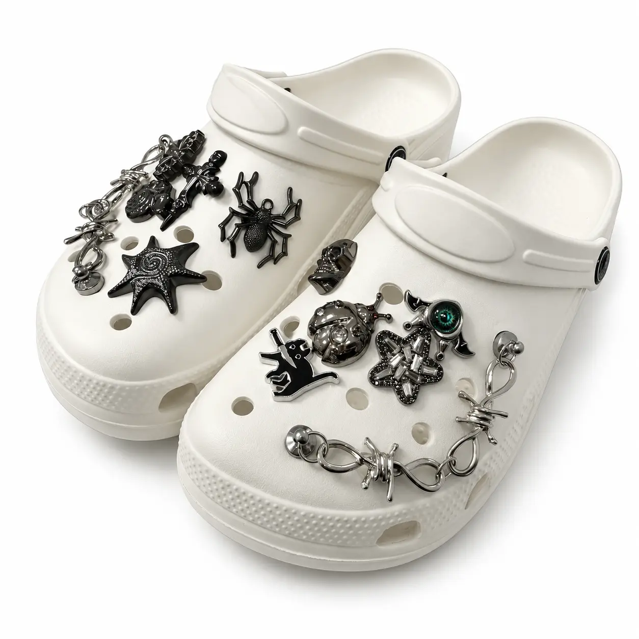 Women’s  Clog Shoes with Halloween Dark Gothic Metal Charms & Chains, Spider Cat Eye Star Y2K Slip-On Sandals