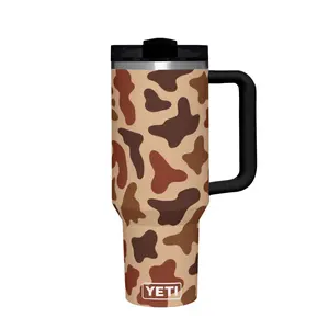 YETI Rambler 40 oz Tumbler with Handle and Straw Lid, Travel Mug Water Tumbler, Vacuum Insulated Cup with Handle, Camo color
