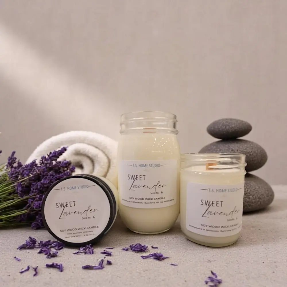 Sweet Lavender Soy Wood Wick Candle - Soothing, Floral, Balanced - Hand poured in Minnesota